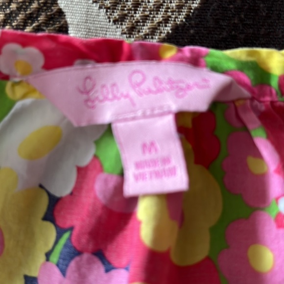 Lilly Pulitzer Short Sleeves Top - Picture 8 of 10